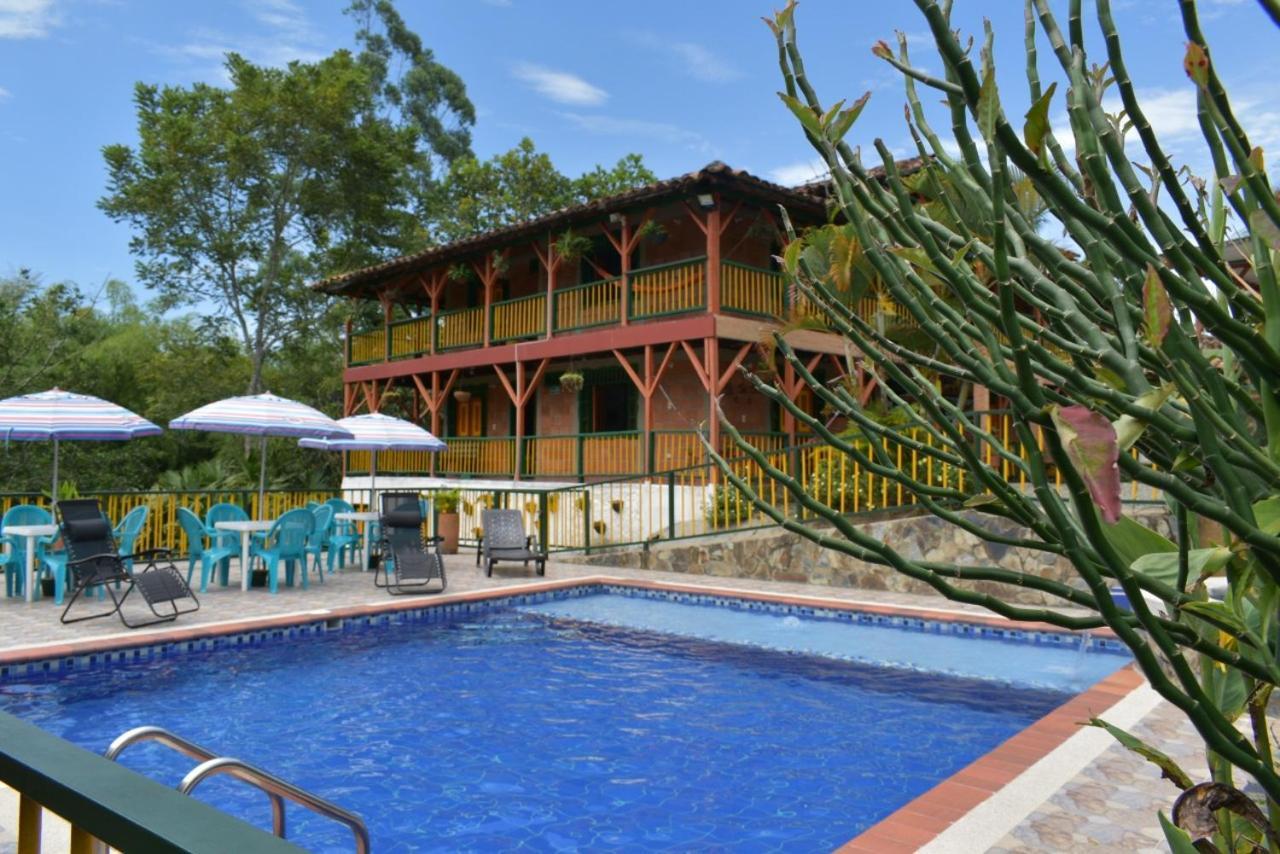 Finca Hotel Villa Mariana モンテネグロ エクステリア 写真