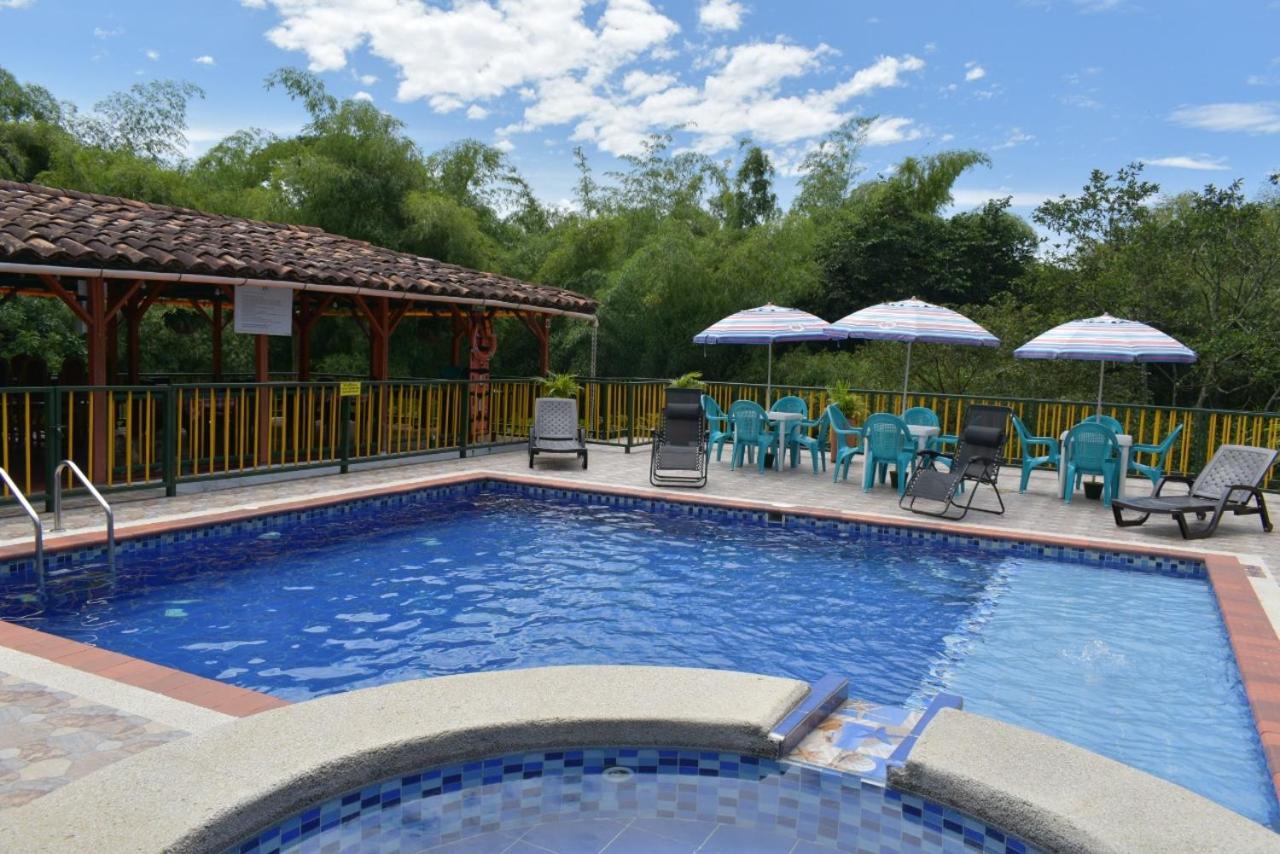 Finca Hotel Villa Mariana モンテネグロ エクステリア 写真